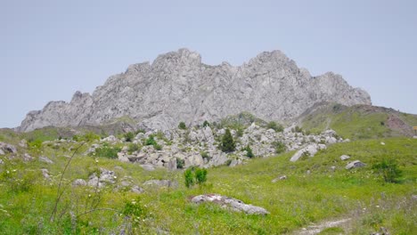 Malerische-Aussicht-Vom-Formigal-Des-Argualas-gipfels-In-Huesca,-Spanien-Im-Sommer