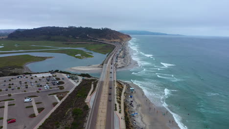 North-Beach-Lot-Und-Torrey-Pines-State-Beach-An-Der-Küste-Von-San-Diego-In-Kalifornien