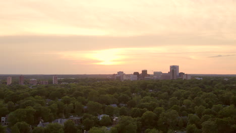 Clayton-city-skyline-on-the-horizon-at-sunset-with-a-subtle-pull-away