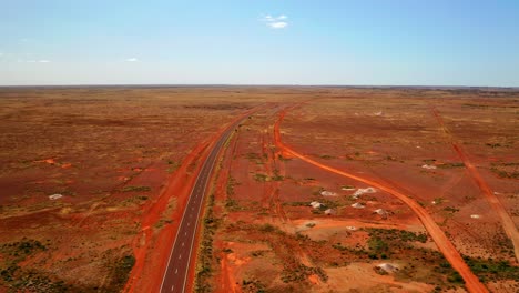 Beautiful-red-desert-landscape-of-Australia--Aerial