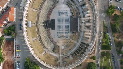 Aerial:-top-down-shot-of-ancient-Roman-Pula-Arena-amphitheatre-stadium,-Croatia