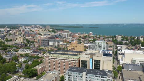 Aerial-View-of-Madison,-Wisconsin-on-Beautiful-Summer-Afternoon