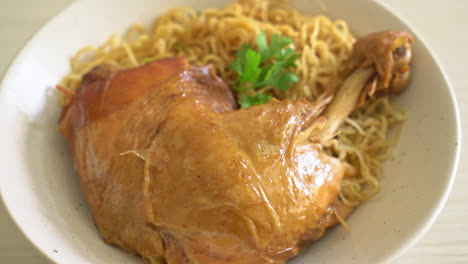 Dried-Noodles-with-Braised-Chicken-Bowl---Asian-food-style