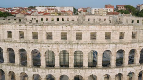 Exterior-Of-Roman-Amphitheater-Pula-Arena-In-Pula,-Croatia