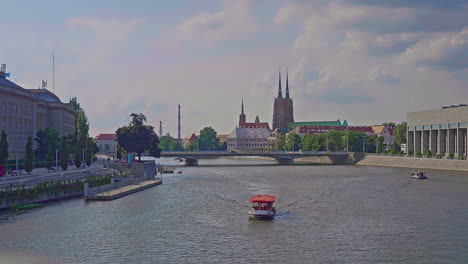 Vista-Desde-El-Puente-Grunwald,-Wroclaw,-Polonia