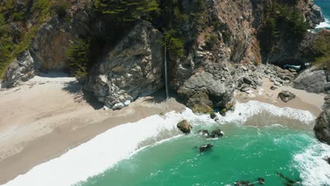Aerial-View-of-McWay-Waterfall,-Highway-1-Northern-California