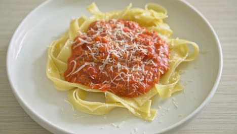 pork-bolognese-fettuccine-pasta-with-parmesan-cheese---Italian-food-style