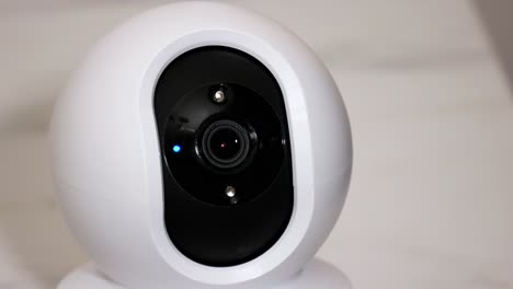 Wireless-surveillance-camera-system-remotely-operated