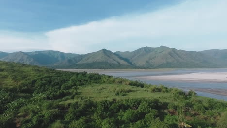 Toma-De-Drones-De-Las-Ruinas-Volcánicas-De-Pampanga-Cerca-Del-Monte-Pinatubo