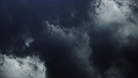 4k-Sichtgewitter-Innerhalb-Sich-Bewegender-Dunkler-Wolken