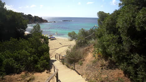 Descubrimiento-De-La-Playa-Secreta-Escondida-Calvia-Mallorca-España