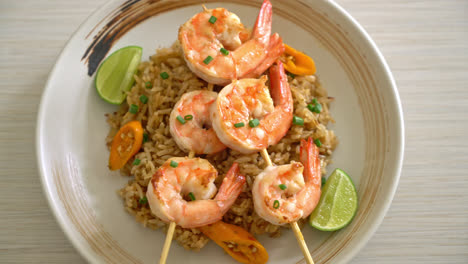 fried-rice-with-shrimps-or-prawns-skewers