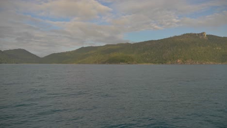View-From-The-Water-Of-Nara-Inlet-In-Hook-Island,-Whitsundays,-QLD,-Australia-In-Daylight