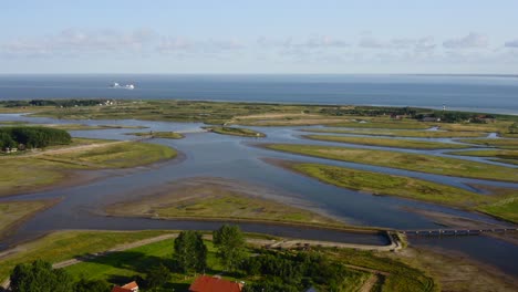 Luftaufnahme-Der-Wasserdünen---Ein-Naturgebiet-Und-Erholungspark-In-Der-Provinz-Zeeland,-Niederlande