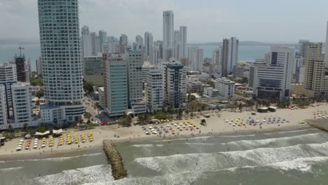 Aerial-Time-Lapse-of-Playa-Bocagrande-in-Cartagena,-Colombia