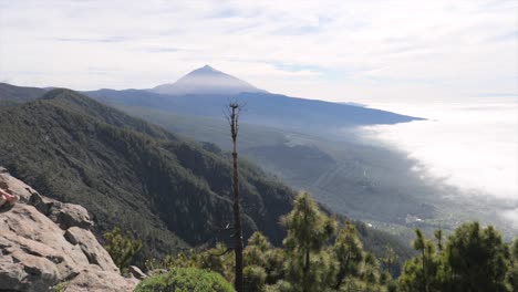 Footage-of-el-Teide-volcano-on-Tenerife-with-low-patches-of-clouds