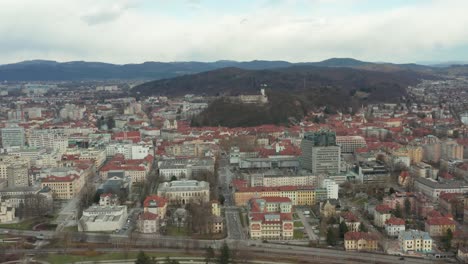Wolkenkratzer-Der-Hauptstadt-Ljubljana-In-Slowenien