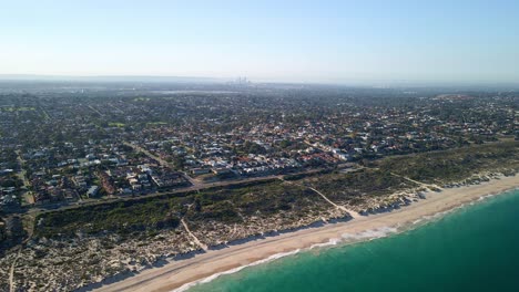 Mullaloo-beach-in-Perth,-Western-Australia