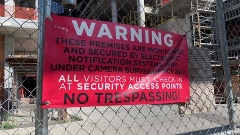 No-trespassing-sign-on-side-of-building