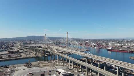 Puente-De-San-Pedro-California-Que-Conecta-Con-Long-Beach