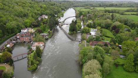 Marsh-Lock-on-River-Thames-UK-Oxfordshire-aerial-footage-4k
