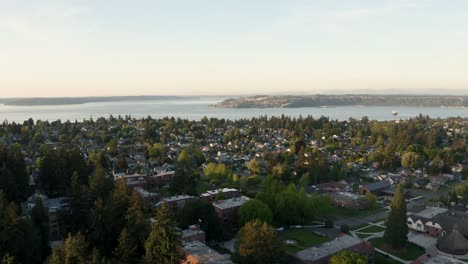 Aerial-View-Of-Houses-And-Buildings-At-Proctor-District-With-Commencement-Bay-In-Tacoma,-Washington,-USA