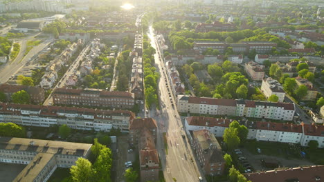 Panoramablick-Auf-Das-Schöne-Stadtbild-Der-Polnischen-Stadt-Danzig