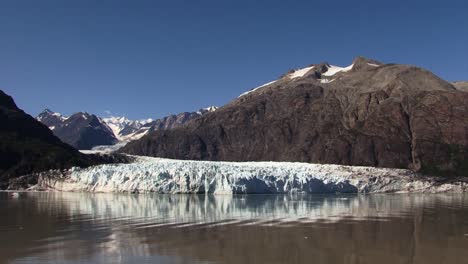 Frozen-landscape-of-a-Glacier-in-a-sunny-summer-day-in-Alaska