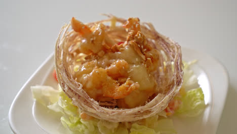 fried-shrimp-with-salad-and-fried-taro-basket-topped-by-salad-cream-and-mayonnaise