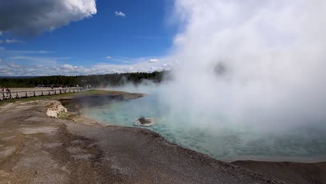 Steam-Rising-From-Hot-Spring-In-Yellowstone-National-Park,-USA