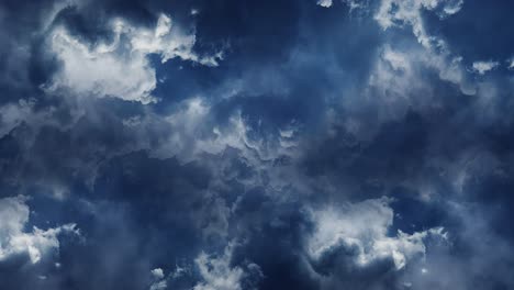 Blauer-Himmel-Mit-Dunklen-Wolken-Und-Gewittern