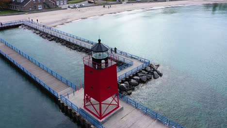 Charloviox-Leuchtturm-Von-4K-Drohne-In-Michigan