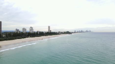 High-rise-Apartment-Buildings-At-The-Oceanfront-Of-Burleigh-Beach-In-Queensland,-Australia