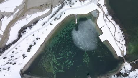 Ice-frozen-lake-from-above