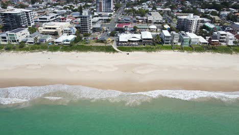 Panoramic-View-Of-Coastal-Suburb-Palm-Beach-At-Gold-Coast-City,-Queensland,-Australia