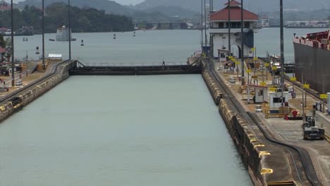 Pedro-Miguel-Schleusen,-Panamakanal
