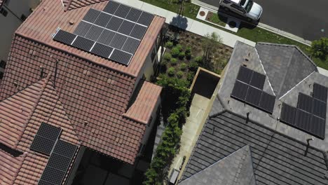 Solar-panels-installed-on-roofs-of-Tustin-houses,-United-States