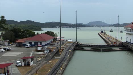 Pedro-Miguel-Schleusen,-Panamakanal