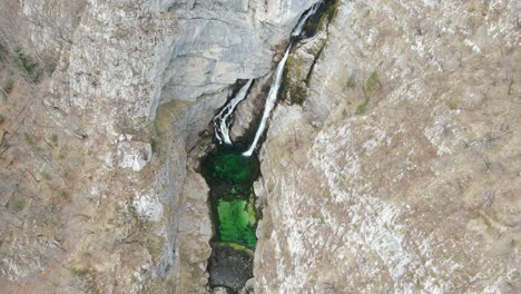 Savica-Fällt,-Wasserfall-In-Bohinj,-Nordwestslowenien