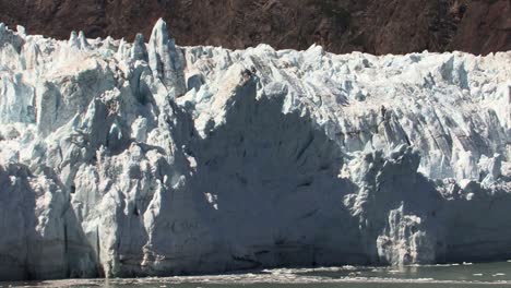 Close-shot-of-a-glacier-in-Alaska-in-a-sunny-day