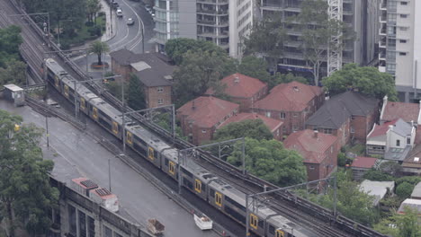 public-train-coming-through-Sydney