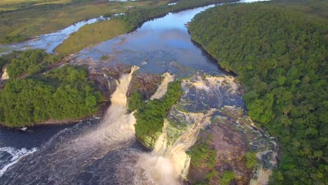 Birds-eye-view-of-the-Canaima's-Lagoon-waterfalls,-in-Bolivar,-Venezuela