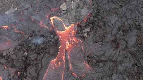 Geldingadalsgos-Eruption-Lava-Flow-From-Fagradalsfjall-Volcano-In-Reykjanes-Peninsula,-South-Iceland