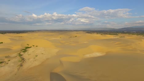 From-the-top-view-of-the-Medanos-de-Coro,-in-Venezuela,-during-sunset