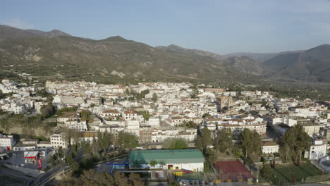 Vista-De-La-Azotea-Sobre-La-Ciudad-De-Orgiva-En-Las-Montañas-De-La-Alpujarra-En-España