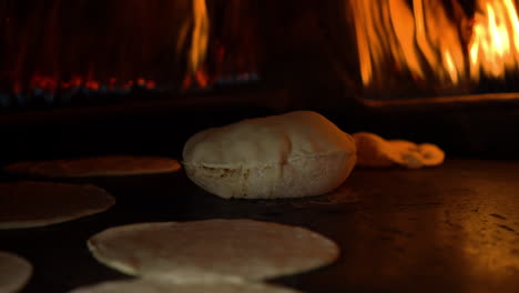 Baking-The-Traditional-Egypt-Flat-Bread-In-Clay-Oven