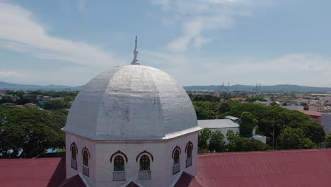 A-Basilica-tower-360-angle-rotating-view
