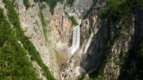Boka-Waterfall-Flowing-Down-Through-Steep-Rock-In-Triglav-National-Park
