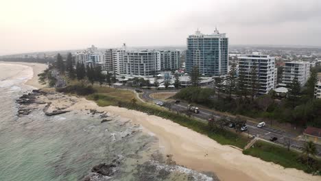 High-Rise-Buildings-In-Central-Business-District-Of-Sunshine-Coast-At-The-Seashore-Of-Mooloolaba-Beach-In-QLD,-Australia