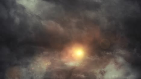 Die-Abendsonne-Hinter-Den-Cumulonimbus-Dunkelwolken